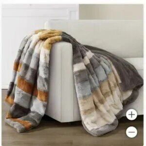 Brooklyn Loom Ultra Soft Blanket Throw - New